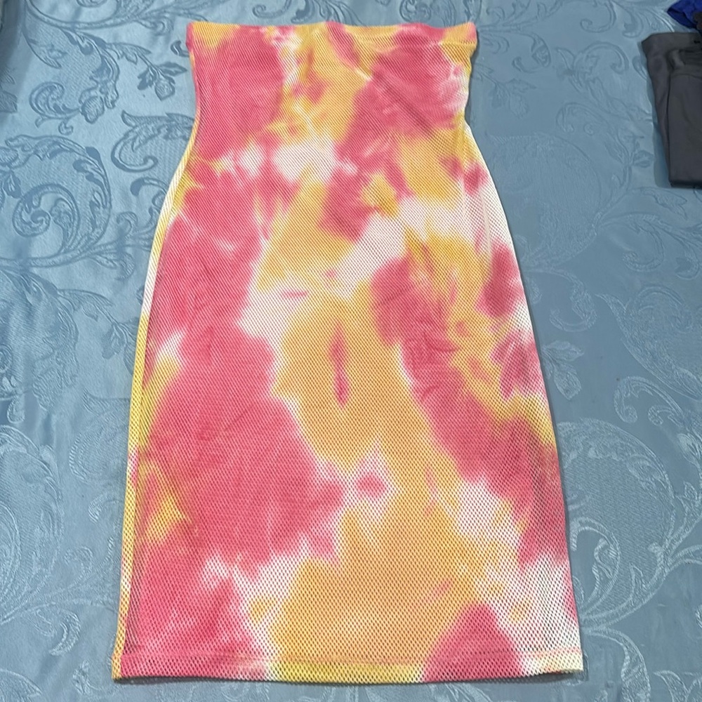 Strapless dress